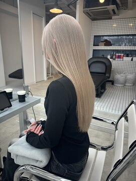 メイドバイスティーン(MADE BY STEEN) ホワイトベージュ