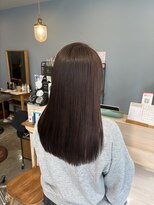 スアバイキキ(SuA by kiki.)&nbsp;ミディアムレイヤー/ハッシュカット/ワインレッド[千葉]