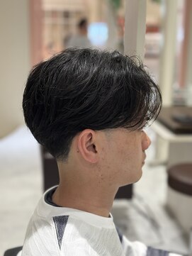 ワークスヘアーメンズ(WORKS HAIR MEN'S) テーパーフェード