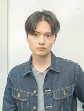 シンシ(Cinci) センターパートニュアンスパーマ