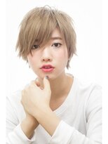 メルクマール(MERKMAL) エッジィなコンパクトショート。