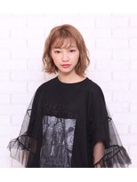 ヘアーメイクガーデン(hair&make garden) シャイニーベージュ×外ハネボブ