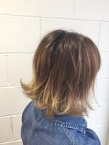 トゥエンティーフォー 泉大津店(24)&nbsp;外はねグラデーションカラー