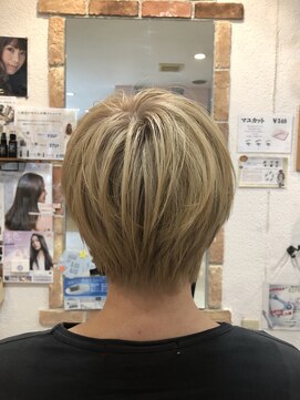 ドゥ スタイル 三国ヶ丘店(Duex Style) 【ペールミルクティー】ブリーチダブルカラー×カラーON