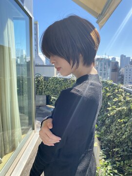 アヴァロン(AVALON) 〈30代40代50代〉ひし形ショートボブ/前髪無しショート【銀座】