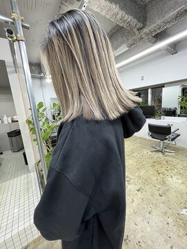 レイム(LAME) ホワイトグレージュ