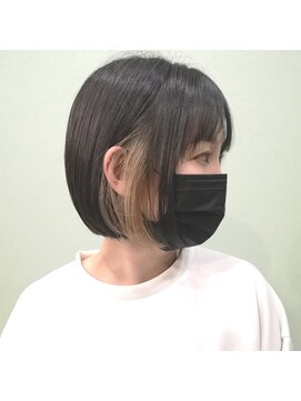 リリス(l'iris) 20代30代40代大人かわいい艶赤み消しカラー×プレイングカラー