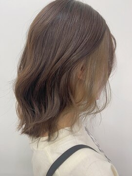 アーシェ 横浜店(A'SHE) ［A'SHE］インナーカラー　グレージュ　低めレイヤースタイル