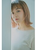 美髪/ショート/ボブ/外ハネ/ベージュ/ゴールドブラウン