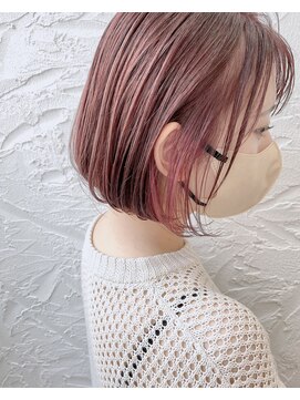 カモン(CAMON) [CAMON. ]#カシスピアスカラー#フェザーバング#内巻きボブ