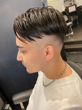 ビンゴ(BINGO) 894モテ髪ツーブロック刈り上げボブ黒髪ショートバリカンアート