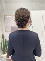 ローウェ 渋谷(Louwe)&nbsp;結婚式お呼ばれヘアアレンジ♪《misaki》