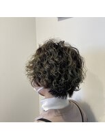 ホク(HOKU) 個性派パーマ