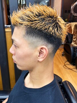 ヘアーコレクション グロース(HAIR COLLECTION Growth) 10代20代30代メンズカラーフェードカットツーブロック刈り上げ