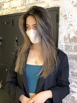 ソル オモテサンドウ 表参道 青山(SOL . OMOTESANDO) ミルクティーベージュダブルカラーインナーカラーハイライト