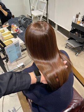 ロイス 神宮前(ROIS) 透明感ベージュカラー/ダブルカラー/ケアブリーチ[表参道駅]