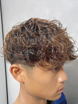 アミー 駒澤(Ammy komazawa) ソフトツイスパパーマ 刈り上げマッシュ/マッシュパーマ 纐纈