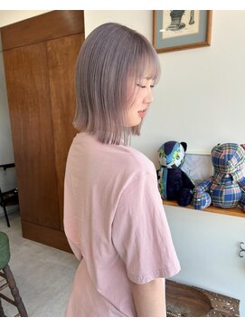 イット(it.) 【yuna】ホワイトグレーカラー