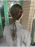 少し個性的なヘアアレンジが好きな方に(^^)ねじねじあみおろし