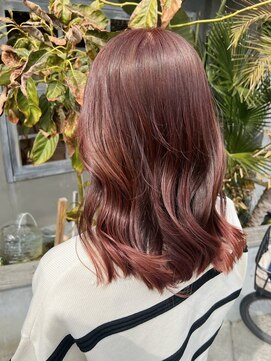 ナナナ パレナ 大津膳所店(nanana parena) エイジング世代におすすめ。艶×くびれで“大人のピンクヘア”