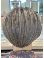 ディーボーイ 健軍店(D-BOY)&nbsp;ショート/ブリーチ/アッシュベージュ