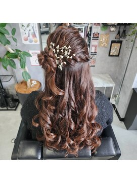 エステラ(ESTELA) ハーフアップ