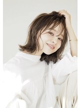 キイ ギンザ(k.e.y GINZA)&nbsp;バタフライレイヤーカット/ミディアムレイヤー/顔周りレイヤー