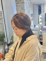 クレア(CREA) 30代40代白髪ぼかしハイライトハンサムショート