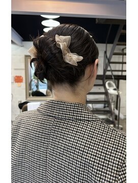 リズムス ヘアデザインラボ 【cocona_ikeda】タイトなカチモリアレンジ