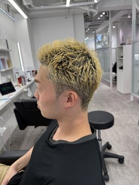 ルースト 南堀江店(ROOST) MEN’S/リバースセンターパート/ニュアンスパーマ/南堀江
