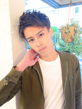 ファミーユ(famille) famille・ビジネスかき上げツーブロック