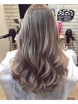 ハピネスフィール 宇治店(Happiness FEEL)&nbsp;外国人風ハイトーン ブロンドホワイトカラー【happinessFEEL浦】