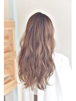 フリッカ(FLYCKA)&nbsp;吉祥寺セミウェットウェーブ/スリークショート/小顔/ドレスヘア