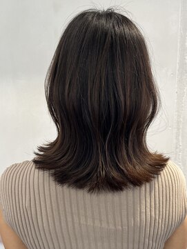 スタンス(stance) 【秋冬ファッションにぴったり！柔らかミディアムスタイル】