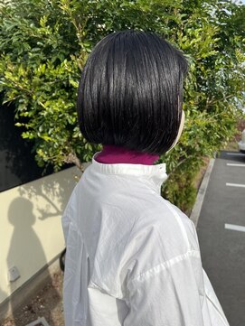 アオトソラ 襟足スッキリミニボブ