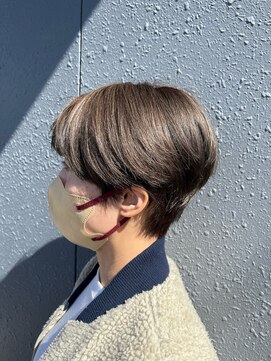 ミントコンディション(mint condition) 【スタイリッシュショート×透明感グレージュ】