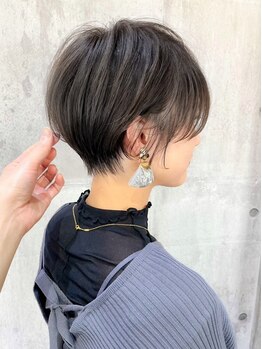 【関西ショートスタイル1位獲得】扱いやすさ◎おさまり良い【抜け感ショート】で雰囲気漂うStyleに