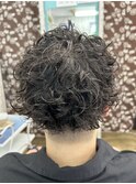 ツーブロックのスパイラルパーマ。
