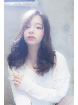 ジェニーバイメノン(JENNIE by Menon) ブランジュ グラデーションカラー 小顔セミロング 毛先パーマ