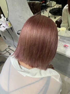 グラッジ 池袋(GLADGE) 切りっぱなしボブ、ミルクティー、ブリーチカラー