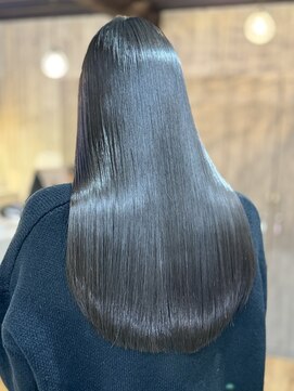 スカイ(SKY) 透明感カラー/髪質改善/縮毛矯正/韓国風レイヤーカット