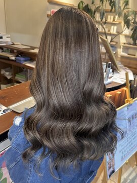 ラフ バイ マグ 南松本(R.A.F. by Mag) コントラストハイライトカラーグレージュカラーケアブリーチ