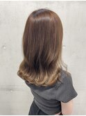 ブリーチなしベージュ