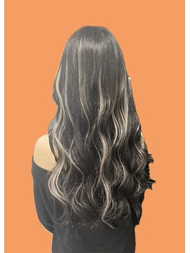 ドール(Doll) dark gray × highlight