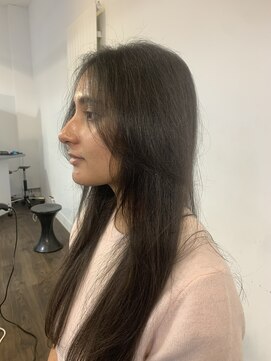 テン アヴェダ(TEN AVEDA) 顔周り毛流れレイヤー