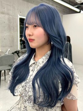 透明感ブルーグレージュ/レイヤーカット/顔まわりカット