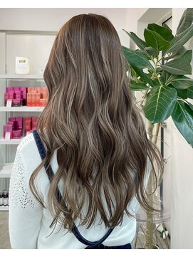 アディション 新宿(ADITION) 【韓国】艶感ハイライトミルクティーグレージュレイヤーカット