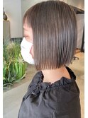 □ぱっつん切りっぱなしボブ×グレージュ uiic umeda 白井舞美□