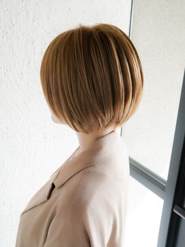 ヘアデザイン ステラ(hair design sTella) 『グラボブ』×『シースルーベージュ』