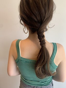 美容室 アイディー i-dee タイトアレンジ